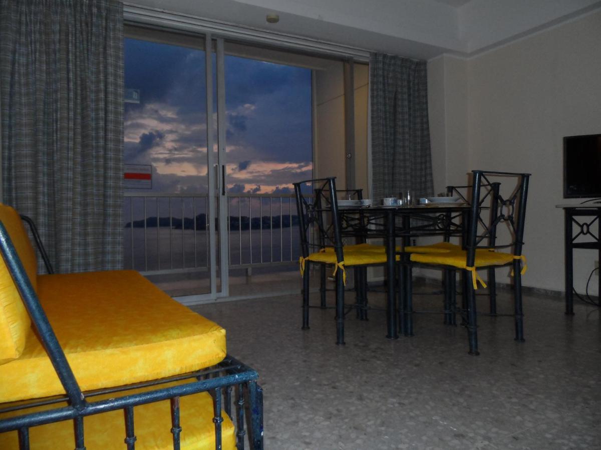 Hotel Las Torres Gemelas Acapulco Exterior photo